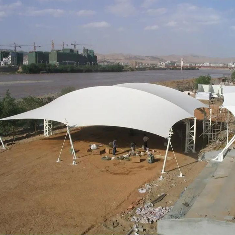 峨山膜结构汽车棚